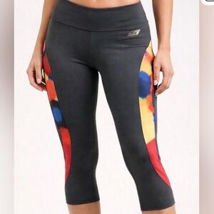 Sketchers athletic leggings.  Size medium capris.